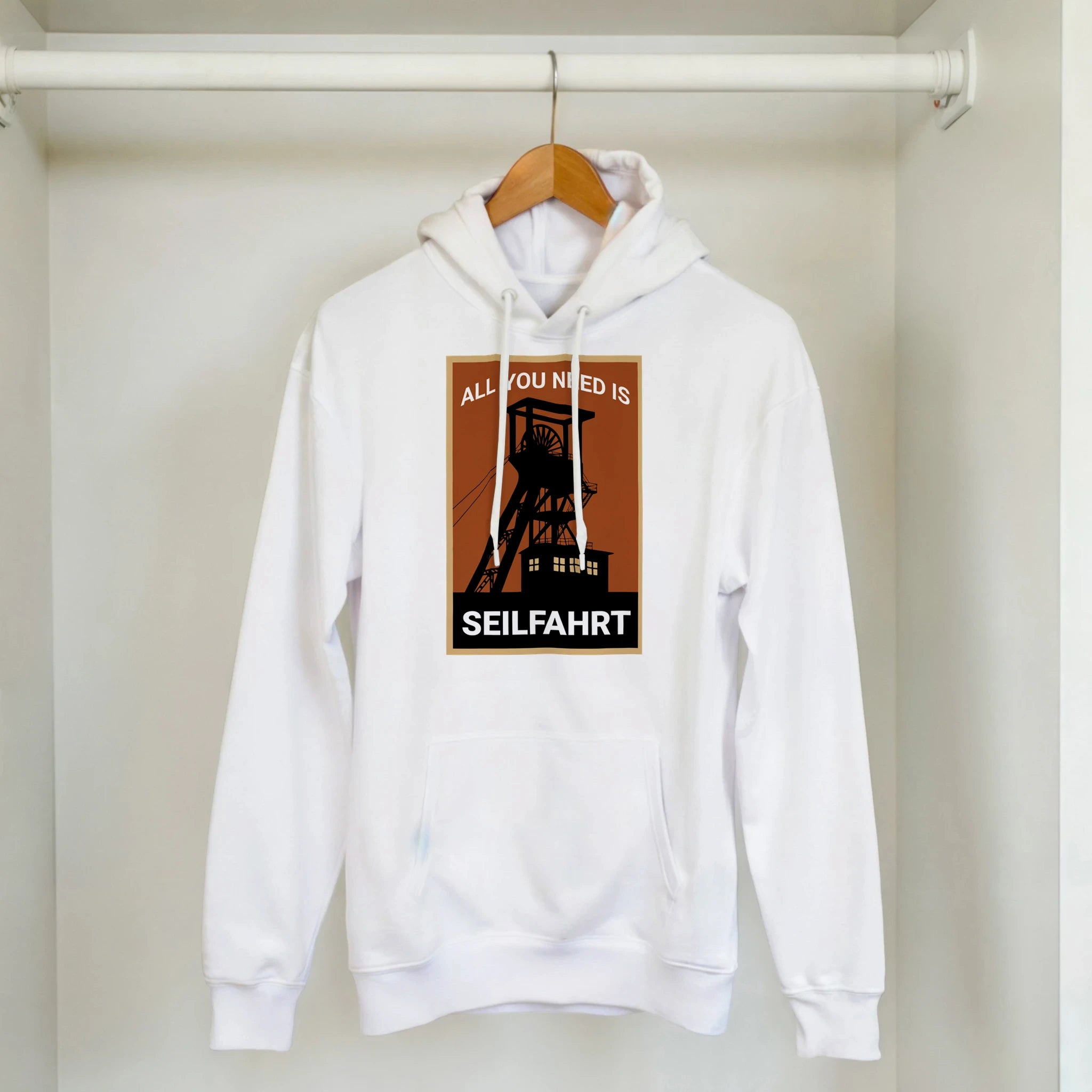 62a8c976-defd-4f72-bbb5-947f9a9594e5